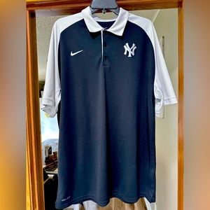 NIKE DRIFIT NY YANKEES POLO